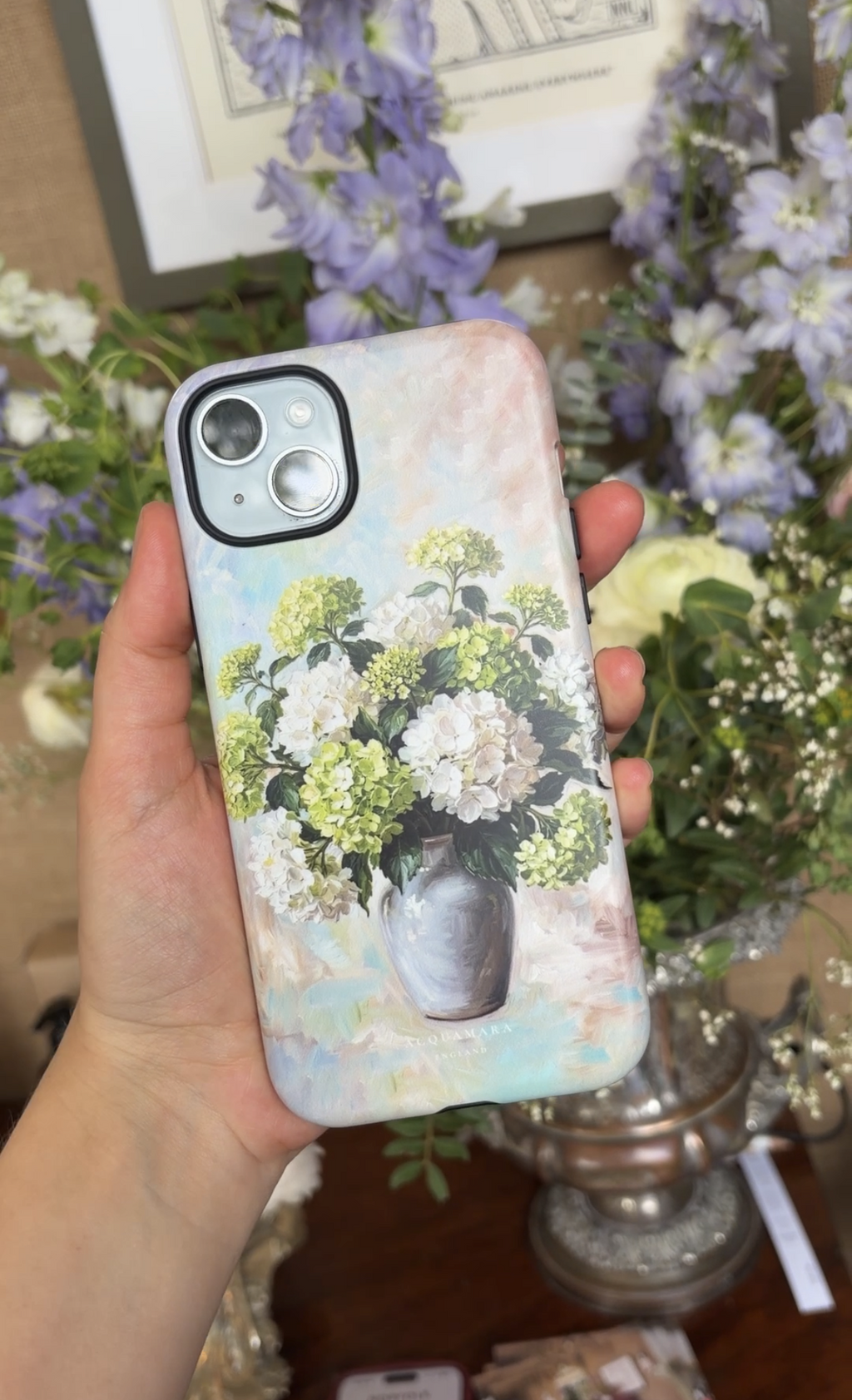 The Hydrangea Bouquet (MagSafe)